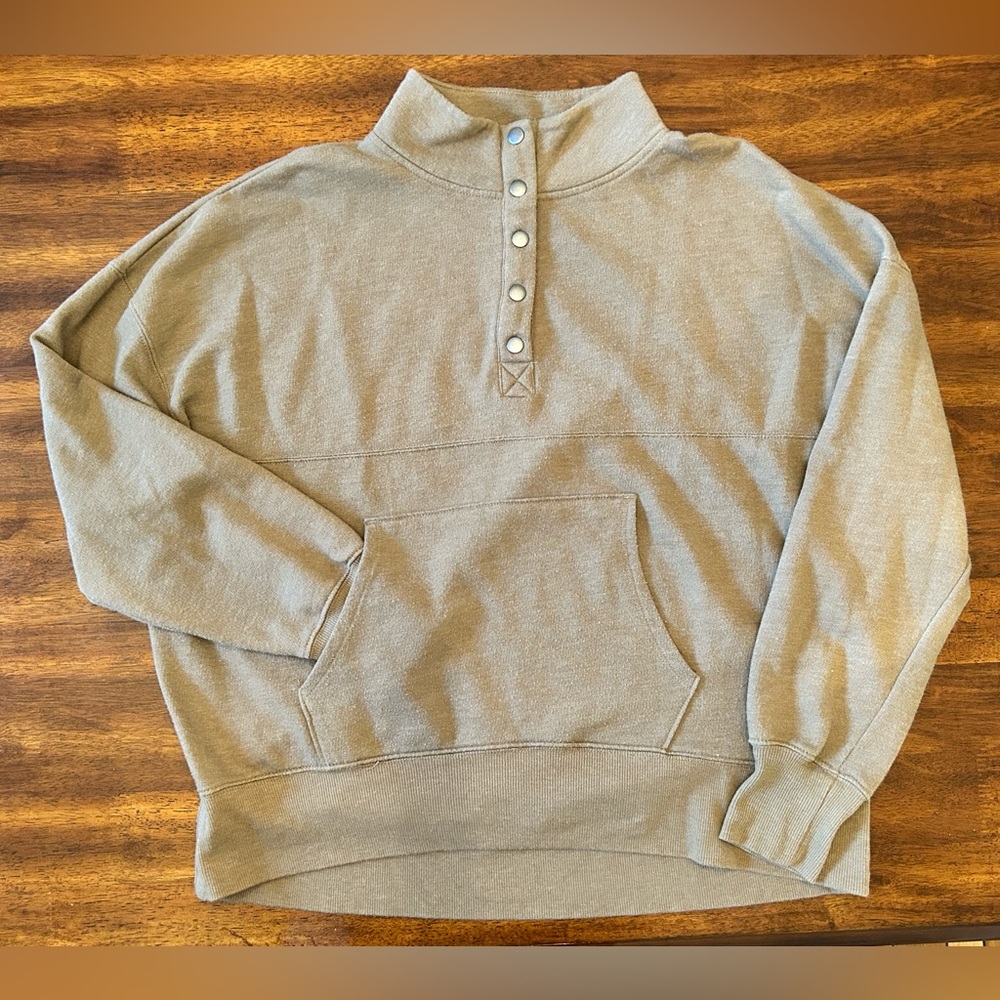 SO Lounge Life sweatshirt Size L